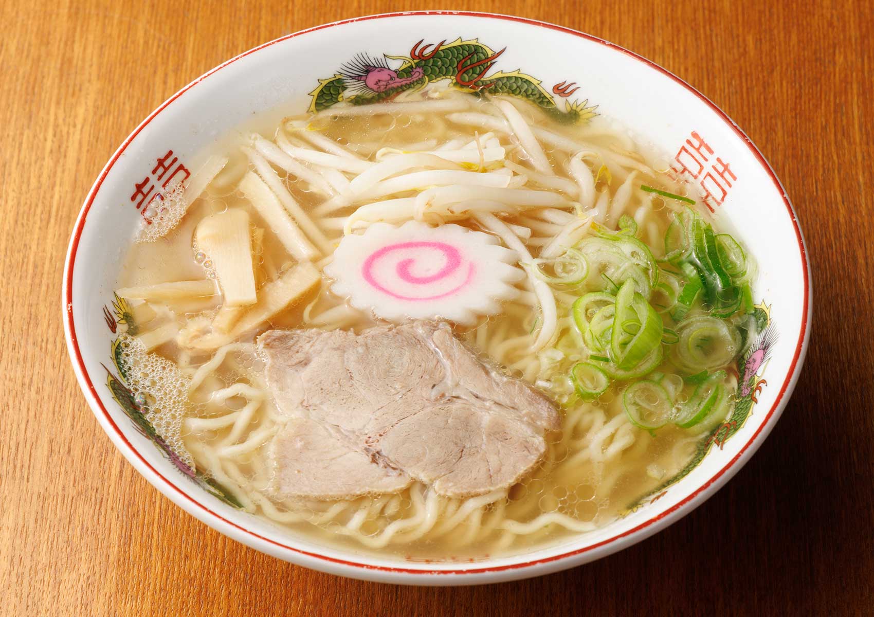 お食事処香味徳 牛骨ラーメン 鳥取県琴浦町