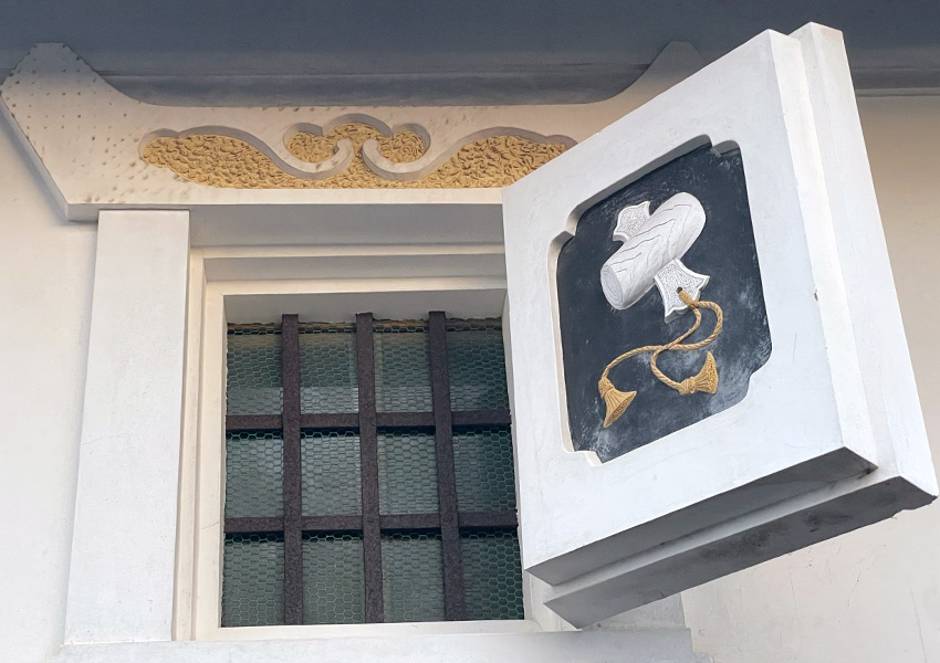 鳥取県琴浦町光の鏝絵